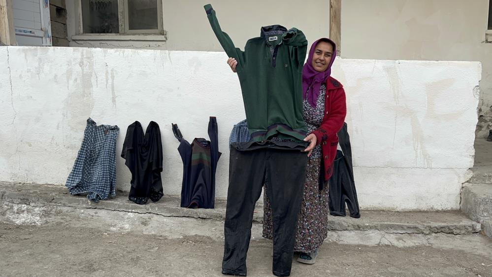  Araçlar tamamen kara gömüldü Serdiğimiz paltarlar hepsi dondu