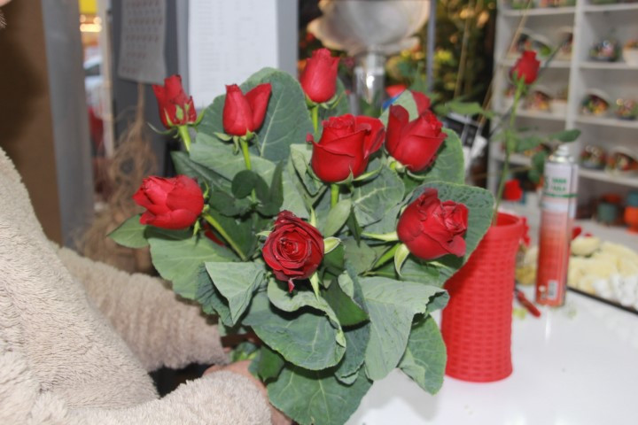 Karadenizli çiçekçiden ilginç buket tasarımı | Çorba içerken aklıma geldi Karadenizli çiçekçiden ilginç buket tasarımı | Çorba içerken aklıma geldi