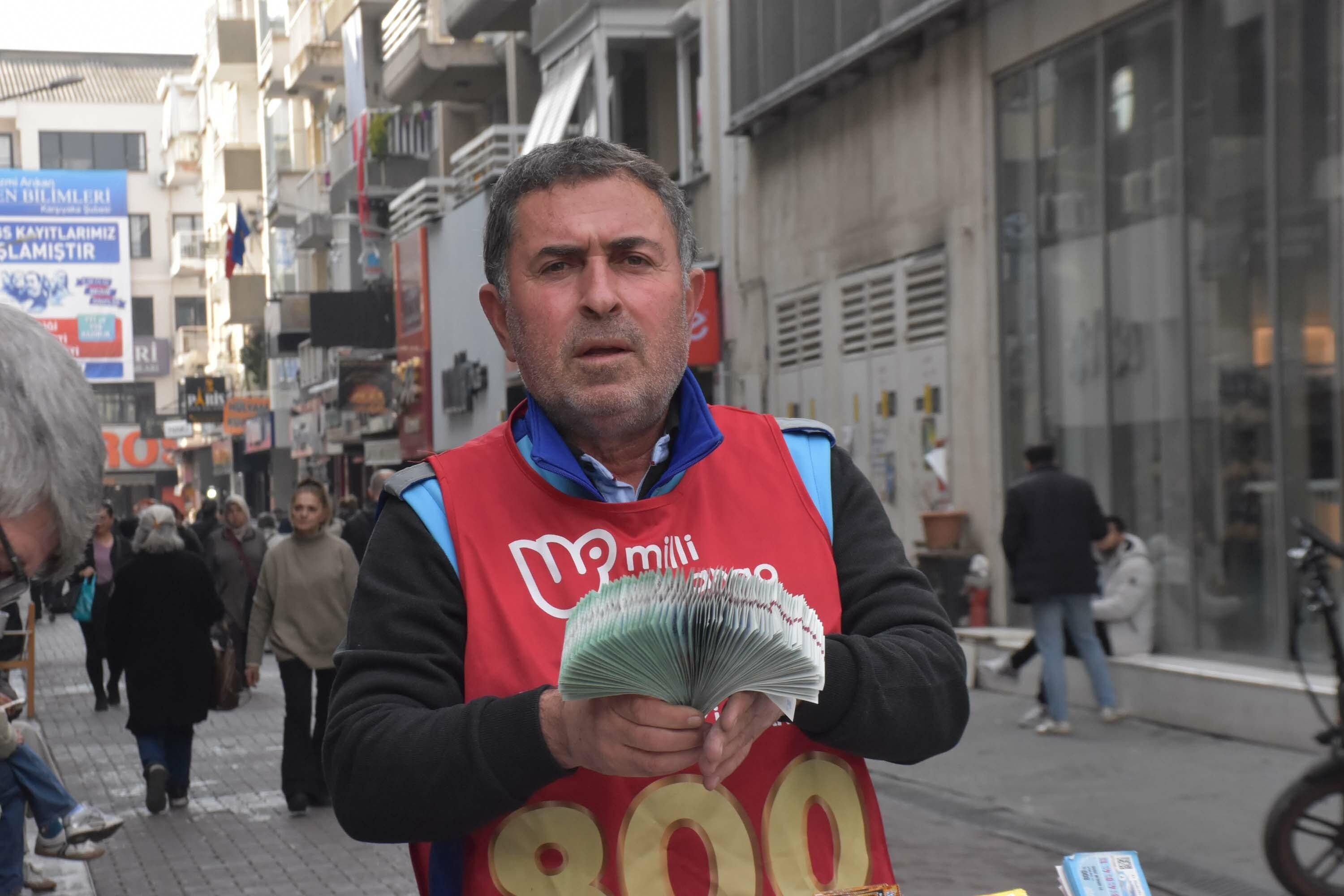 TOPLAM İKRAMİYE TUTARI 4 MİLYAR 644 MİLYON 700 BİN TL