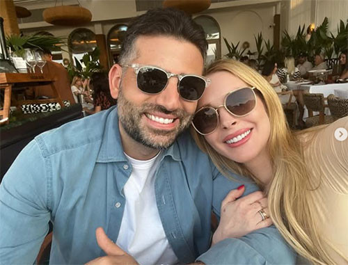  Omuzuna yaslanınca huzur buldu