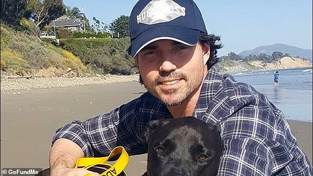 Ünlü karısından boşandı, evsiz kaldı… Yaşlı anne babası sokağa düşmesin diye yardım topluyor