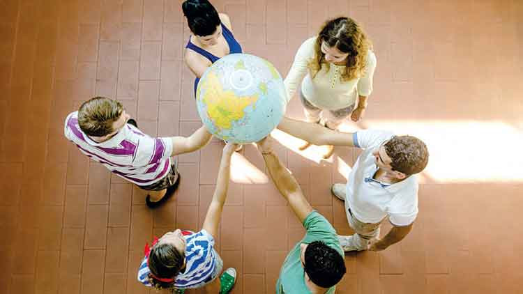 Yurtdışı başvurular başladı... İşte ülke ülke burs rehberi