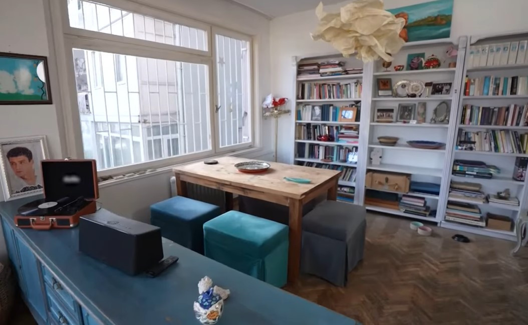 İstanbul Boğazının yeri benim için ayrı... Ünlü oyuncu evinin kapılarını açtı