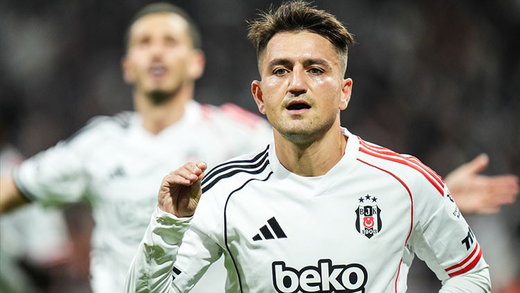 Cengiz Ünder'den Beşiktaş ve Fenerbahçe'ye mesaj: Opsiyonun kullanılmasını isterim