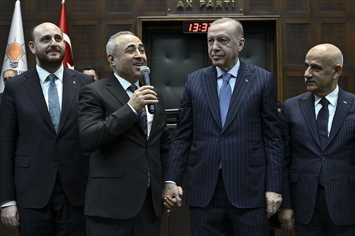 3 milletvekili AK Partiye katıldı