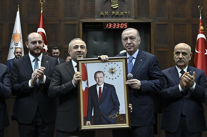 3 milletvekili AK Partiye katıldı