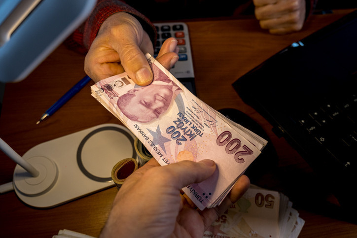 EN DÜŞÜK EMEKLİ AYLIĞI BELLİ OLDU