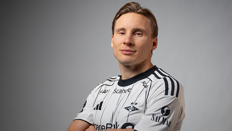 Beşiktaş'tan ayrılan Svensson, yeni takımına imzayı attı