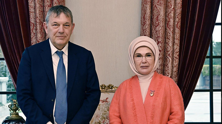 Emine Erdoğan, UNRWA Genel Komiseri Lazzarini ile görüştü