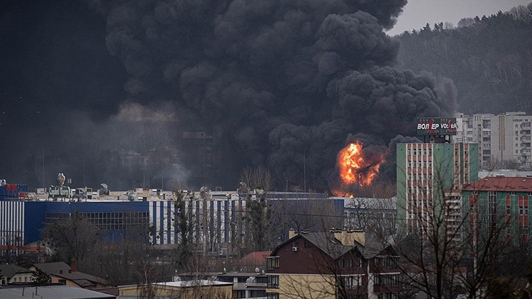 Rusya, Putin'in konutuna saldırıya Oreşnik'lerle yanıt verdi