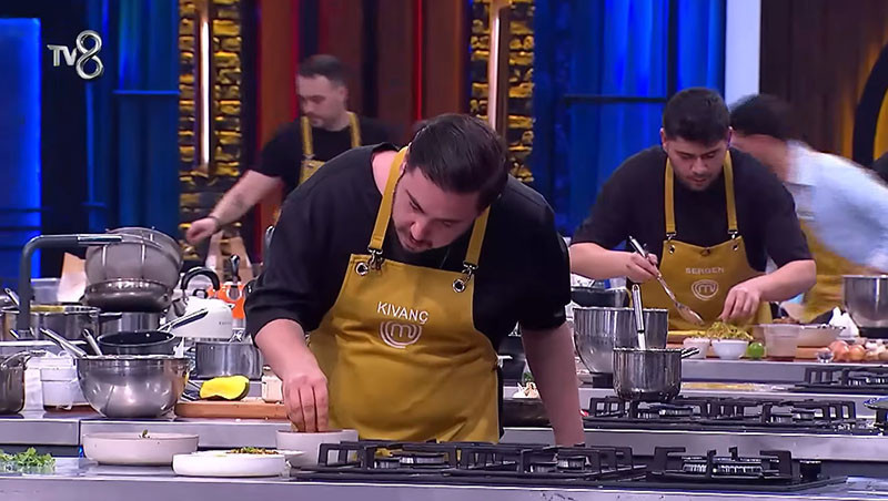 MASTERCHEFTE 2. SON CEKETİ KİM ALDI, ALTIN ÖNLÜĞÜ KİM KAZANDI (9 Ocak 2026 Cuma-Son Bölüm) || Dün akşam MasterChef Altın Kupada 3. altın ceketi kim giydi İşte gecenin puanları ve kazanan son isim