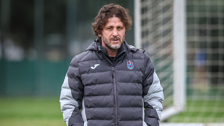 Fatih Tekke'den çağrı: 'Hep birlikte durmamız lazım'