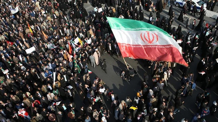 İran’daki protestolarda 10 binden fazla kişinin gözaltına alındığı iddiası
