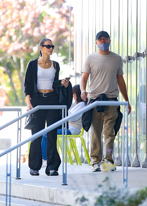 Genç sevgili aşkı yine dillere düştü… Milyonların önünde alay konusu oldu