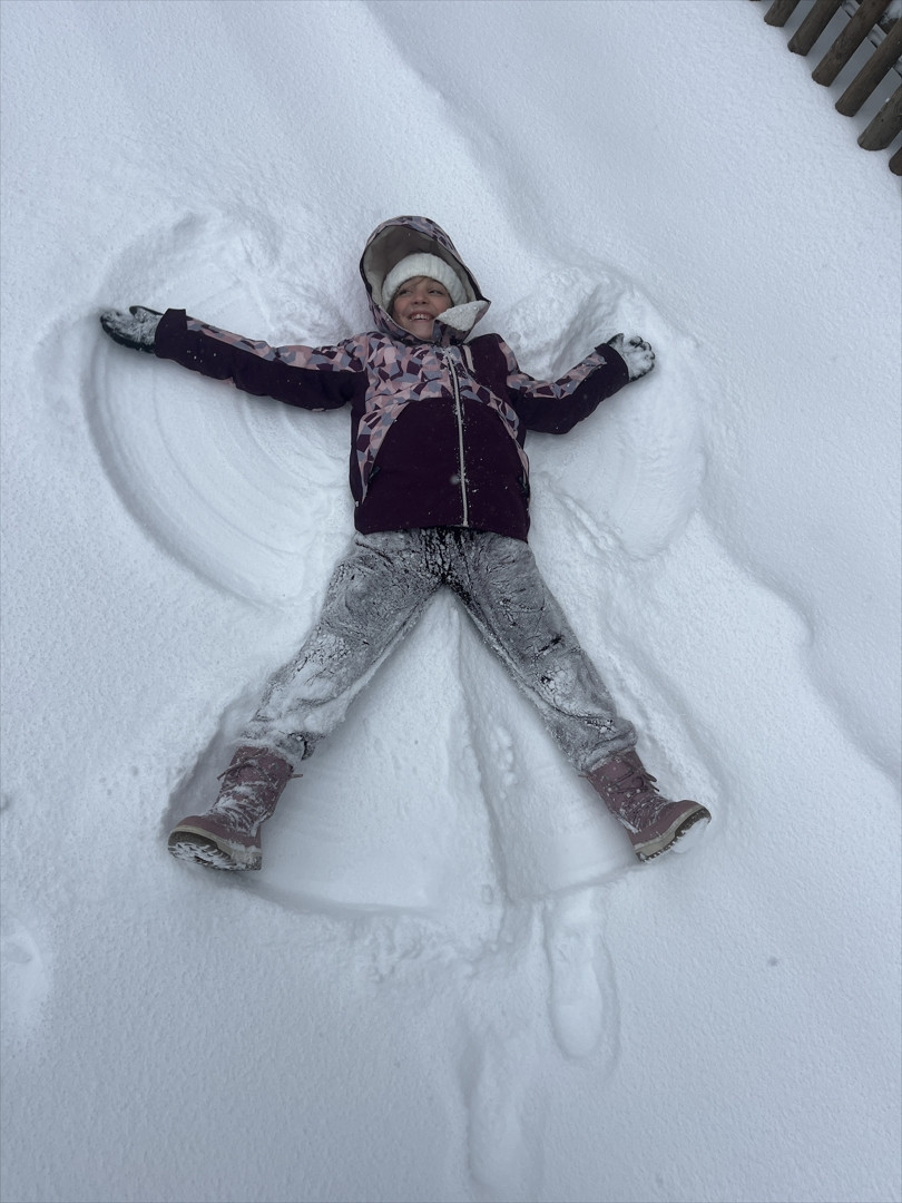 Kar yağışı başladı, tatil haberleri art arda geldi İşte 12 Ocak Pazartesi günü okulların tatil edildiği il ve ilçeler...