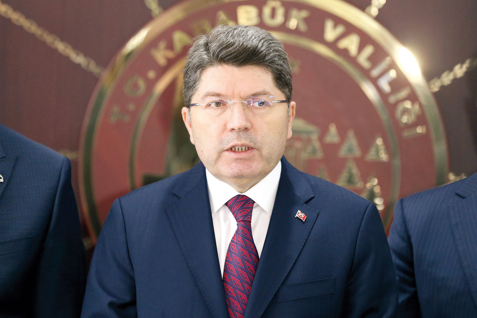 Avukatlara 5 milyarlık ek kredi