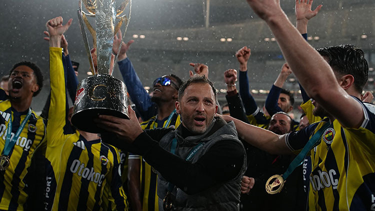 Biraz heavy metal, biraz samba: Kaos uzmanı Tedesco!