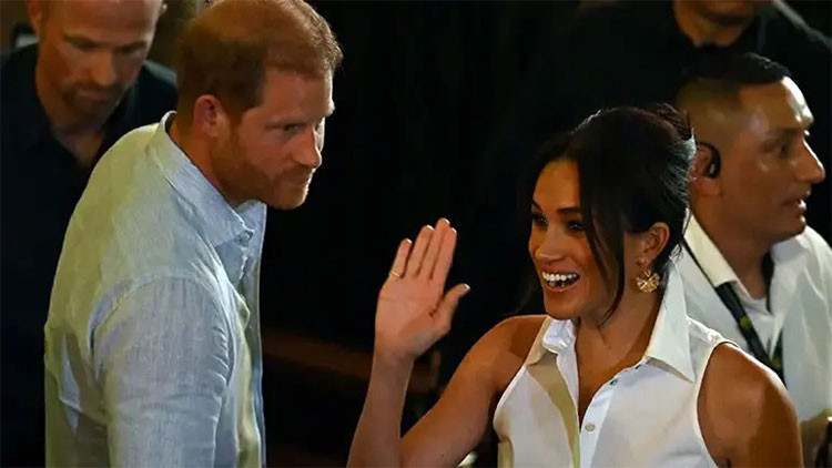 Yılların inadından vazgeçmek zorunda kalacak… İstenmeyen geline memleket yolu göründü… Hadi şimdi kocan için her şeyi göze al da görelim!