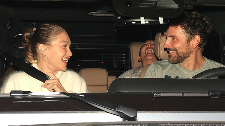 Ödüller sizin olsun aşkımız bize yeter!