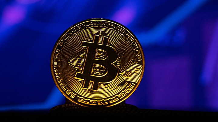 Altın devri kapanıyor mu? '2026’nın şampiyonu borsa ve Bitcoin olabilir'