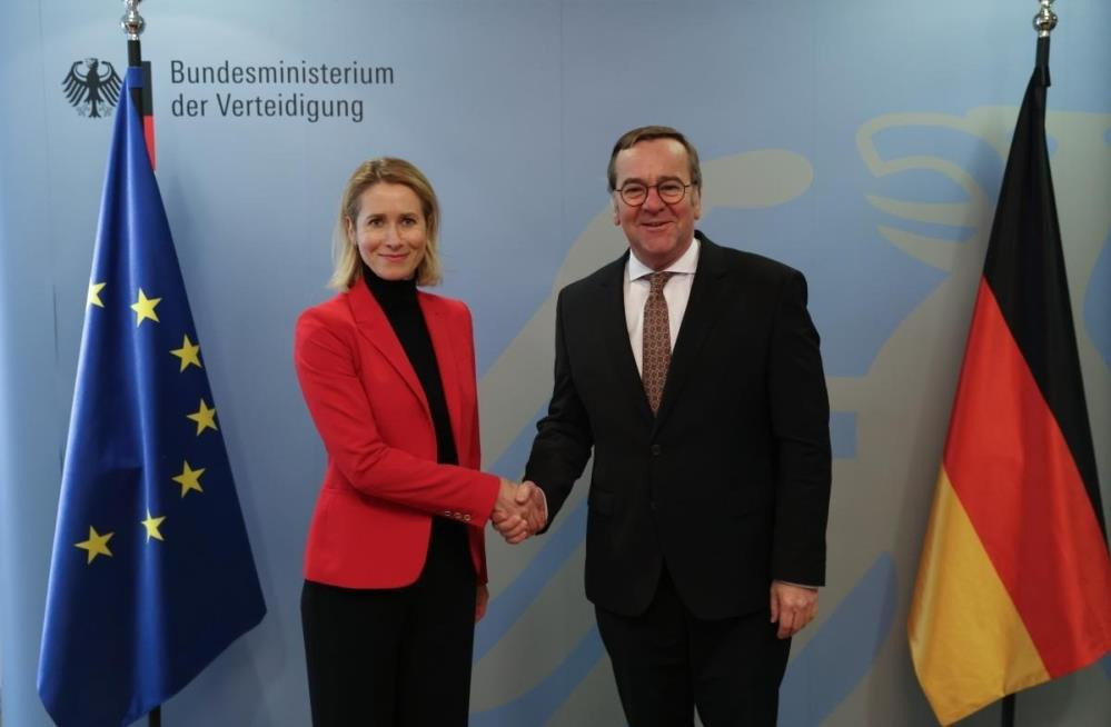 Almanya'dan Grönland açıklaması: Korumak NATO ülkelerinin sorumluluğunda