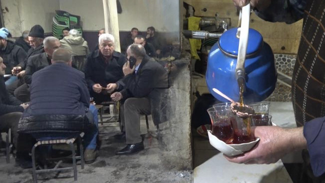 Çevre illerden de geliyorlar! 40 yıldır hizmet veriyor: 'Bir yıl da geçse iki yıl da geçse 5 TL olacak'