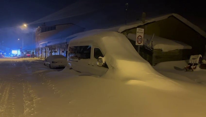  Böyle bir kar yağışı görmemiştik