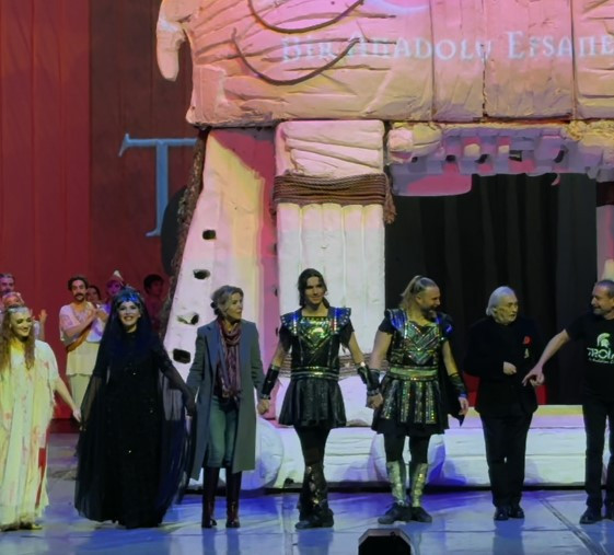 Gülben Ergen ve Mustafa Erdoğanın gurur günü