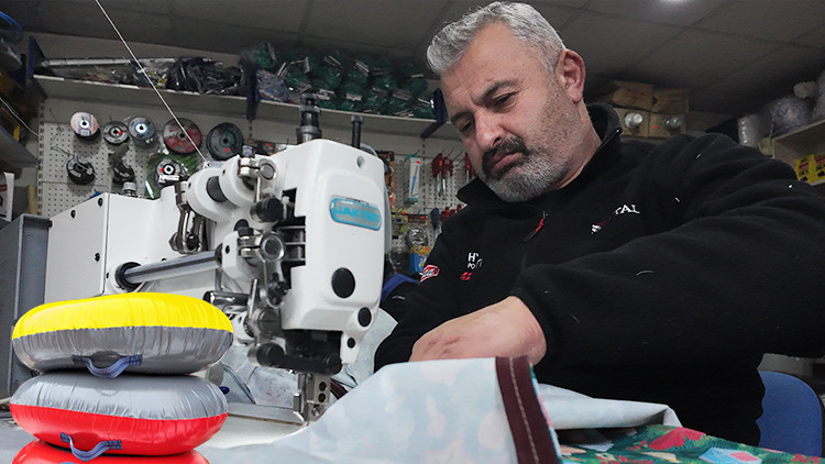 Etkili olan kar yağışından sonra talep patlaması oldu | Siparişlere yetişemiyorlar