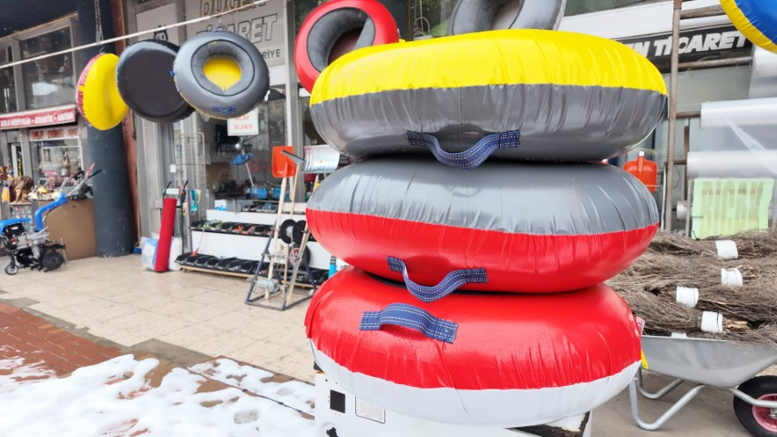 Etkili olan kar yağışından sonra talep patlaması oldu | Siparişlere yetişemiyorlar