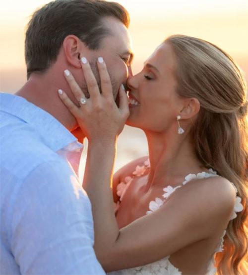 Deniz kıyısında evlilik teklifi... Çatı katında nişan