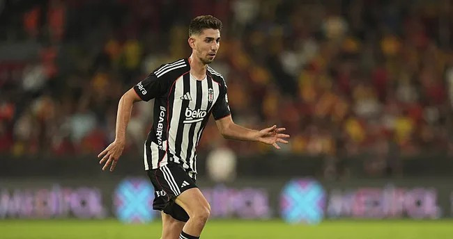 Demir Ege Tıknaz kimdir, nereli, kaç yaşında Demir Ege Tıknaz hangi takımlarda oynadı