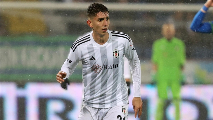 Demir Ege Tıknaz kimdir, nereli, kaç yaşında? Demir Ege Tıknaz hangi takımlarda oynadı? - 
                    1. Resim