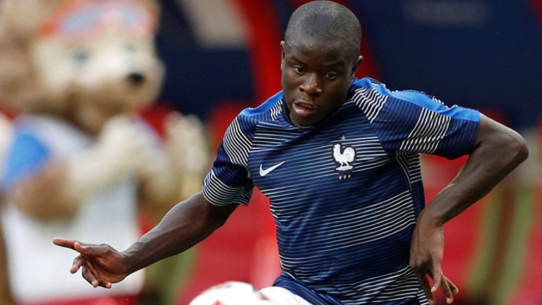 NGOLO KANTÉ KARİYERİ