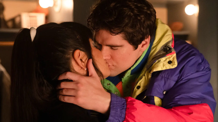 Kısmet açan dizi: Bir sette üç aşk doğdu!