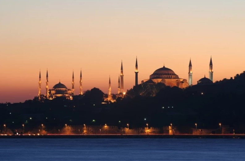 2026 RAMAZAN BAŞLANGICI VE İLK ORUÇ TARİHİ