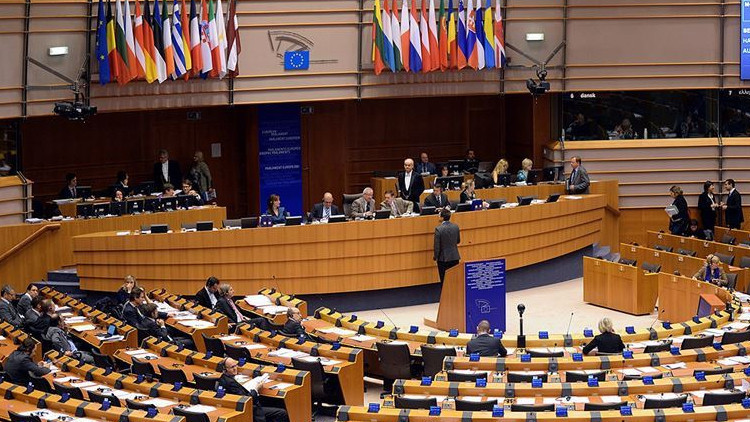 Trump'ın ek vergi getirdiği Avrupa ülkelerinden ABD'ye uyarı