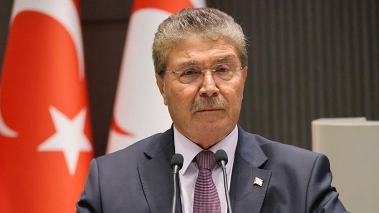 KKTC Başbakanı Üstel’den GKRY'nin Türkiye'yi hedef alan ifadelerine tepki