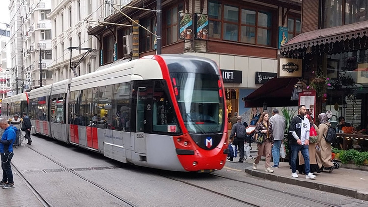 İstanbul'da tramvay seferlerinde aksaklık