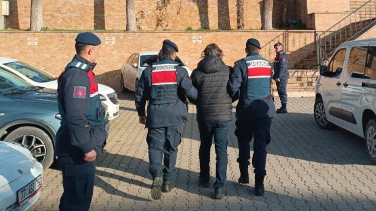 Meslektaşını vuran polis memuru tutuklandı