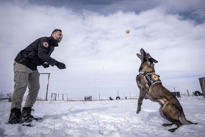 Türkiyenin en soğuk ilinde eğitim alıyorlar: İhtiyaç duyulduğunda gönderiyorlar Merkezi konumda olması sebebiyle burayı seçtik