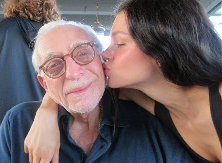 Dünyanın en ünlü dünürleri: Milyon ne kelime, milyarları var: Sanki sadece karısıyla değil onun bütün ailesiyle yuva kurdu