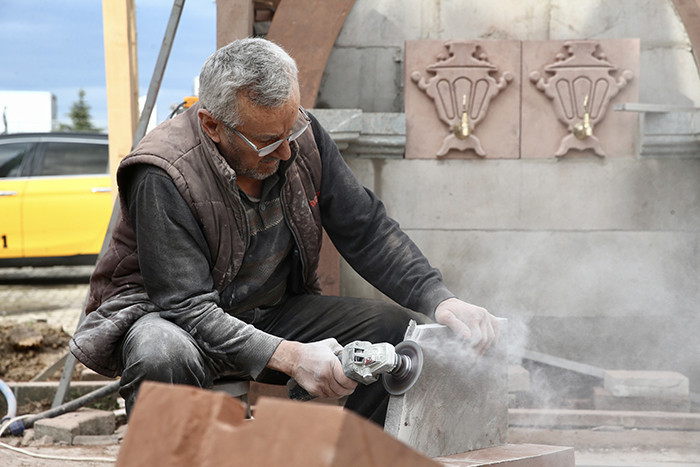 2008 yılında emekli olduktan sonra yapmaya başladı 3 gün sürüyor: Dünya durdukça muhafazasını koruyacak