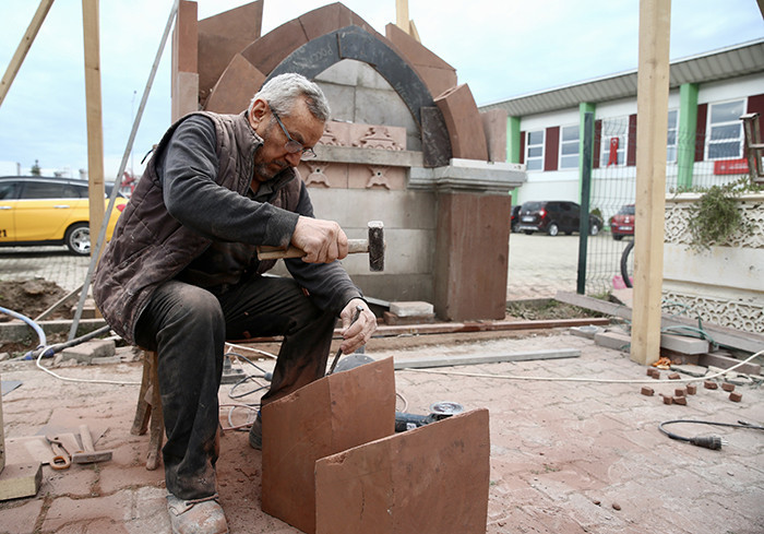 2008 yılında emekli olduktan sonra yapmaya başladı 3 gün sürüyor: Dünya durdukça muhafazasını koruyacak