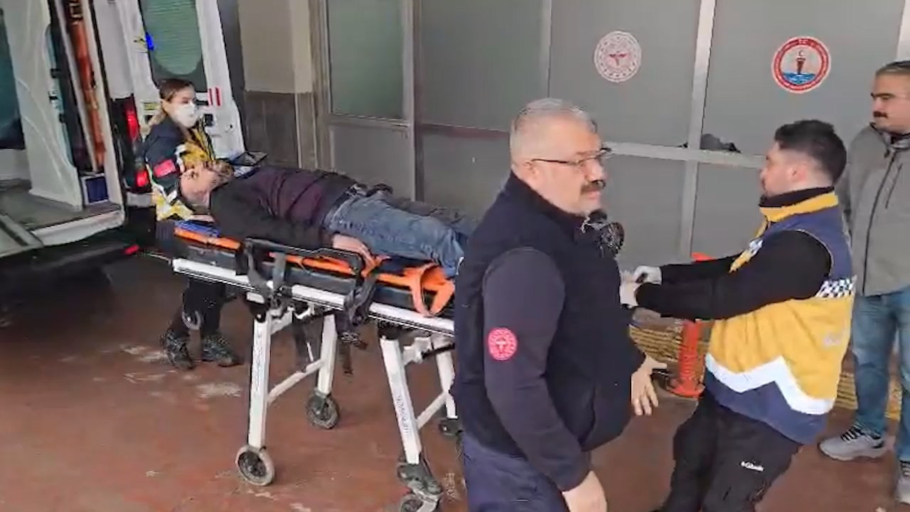 Sanal medya ünlüsü kasaba silahlı saldırı: 2 yaralı