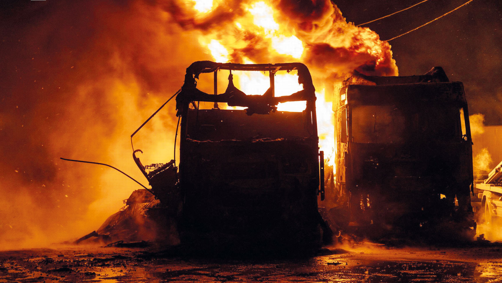 Bir yanda müzakere bir yanda bombardıman