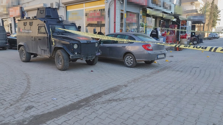 Mardin'de hastane önünde iki grup arasında silahlı kavga: 1'i ağır 5 yaralı