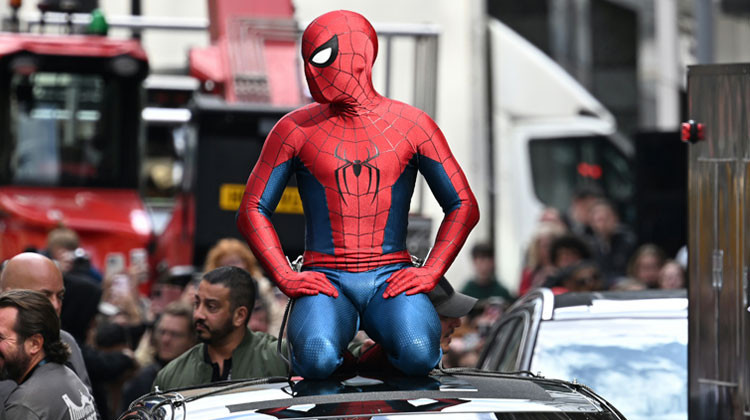 Örümcek Adam'dan acı haber geldi: 38 yaşında hayata veda etti