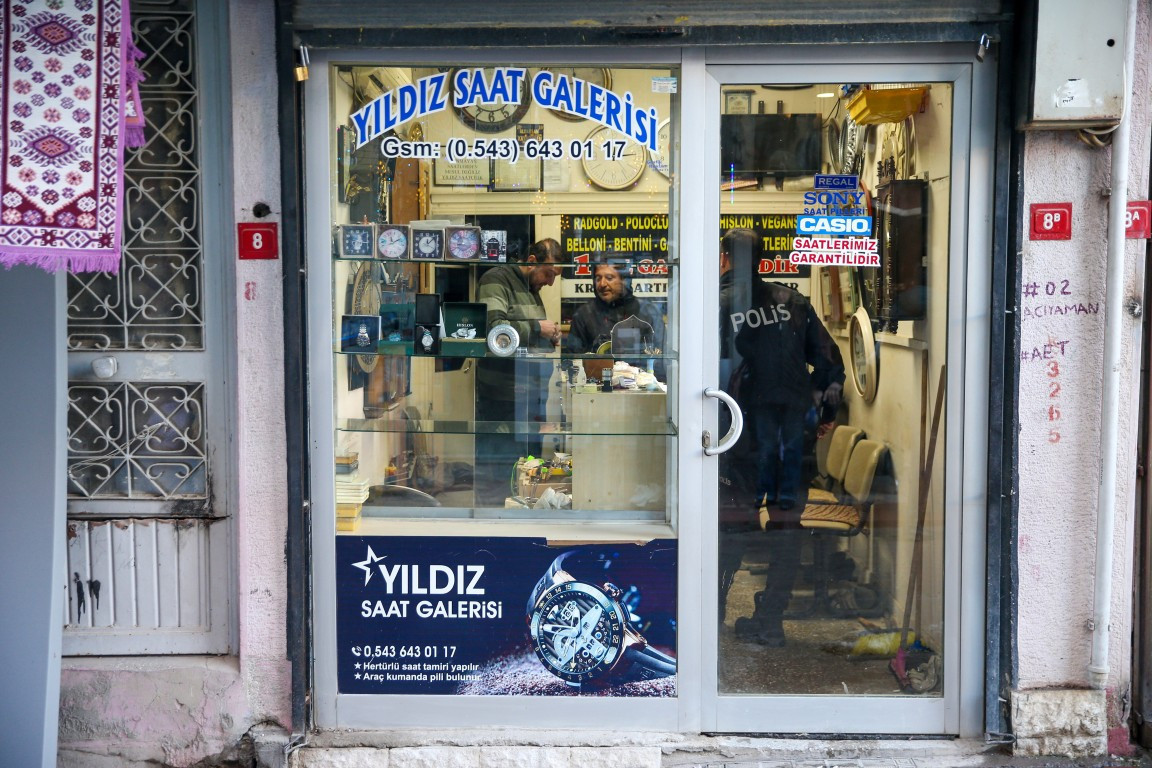 Yarım asırlık aile mesleğini sürdürüyor... Kentte bunu yapan 2-3 esnaf kaldı Yarım asırlık aile mesleğini sürdürüyor... Kentte bunu yapan 2-3 esnaf kaldı