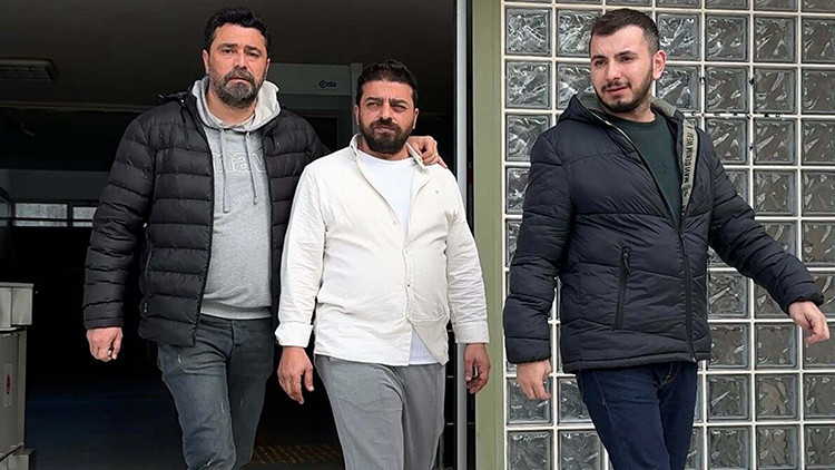 Yapı denetim görevlisi iki kuzen rüşvetten tutuklandı